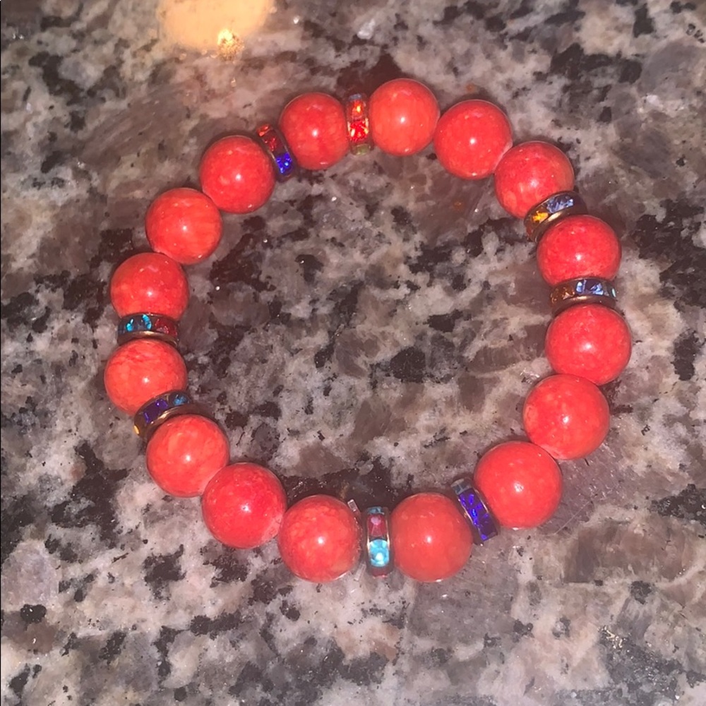 Homemade red bracelet - Picture 2 of 2